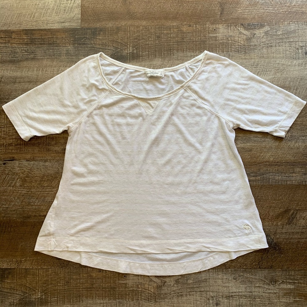 A&F Women’s L white and cream 3quarter sleeve top
